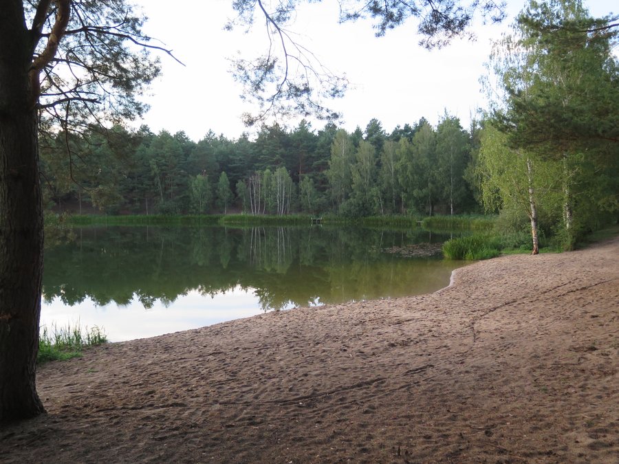 File:Beach Marylin.JPG