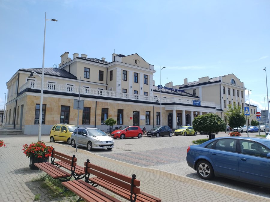 Skarżysko-Kamienna (dworzec kolejowy)