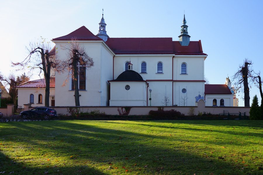 File:Mogilany ul. Krakowska 2. Kościół św. Bartłomieja A 163 z1.jpg