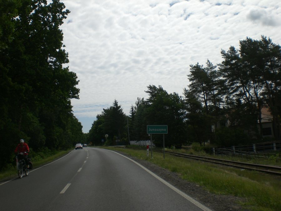 File:Junoszyno 1621.jpg