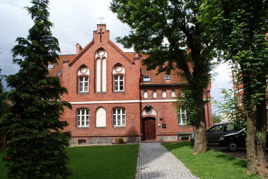 File:Lebork kosciol j1.JPG