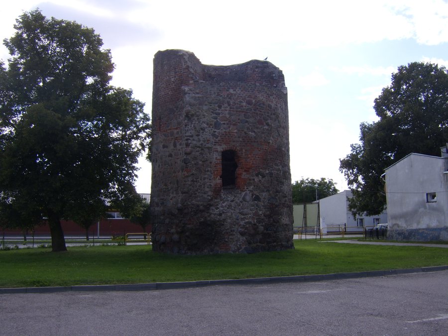 Kowalewo Pomorskie - medieval town wall tower