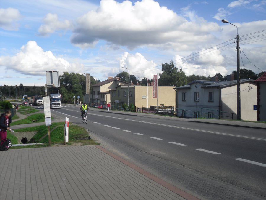 File:Gościcino centrum.JPG