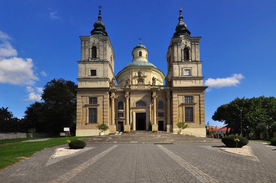 The front of the Church of St. Joseph in Klimontów, Poland