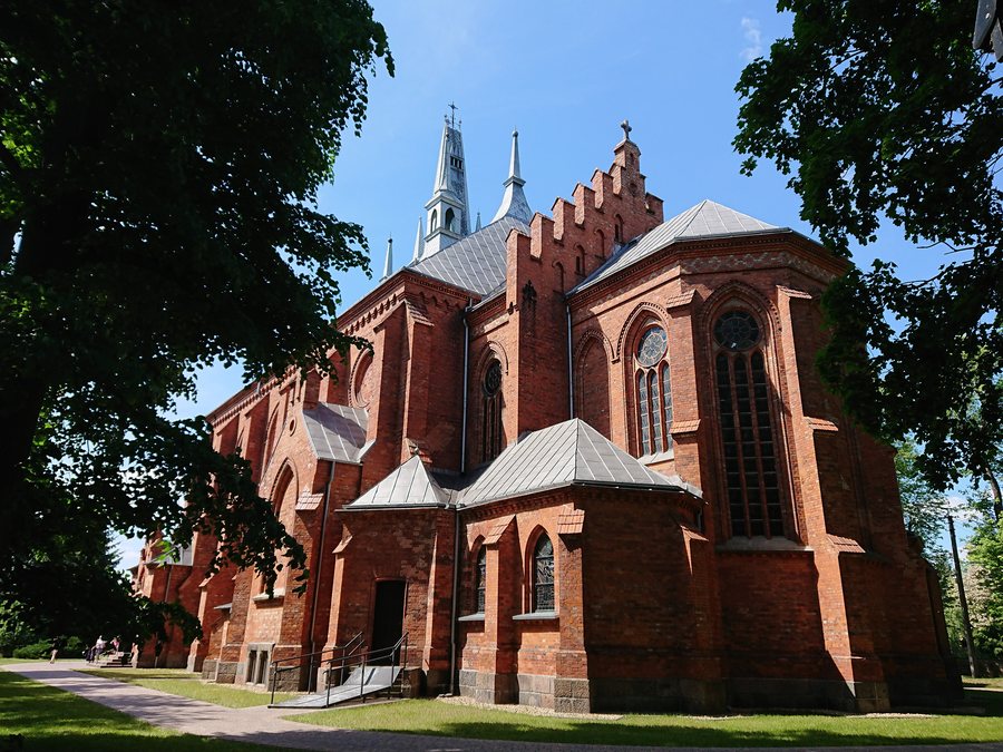 File:Popowo church - rear side view.jpg