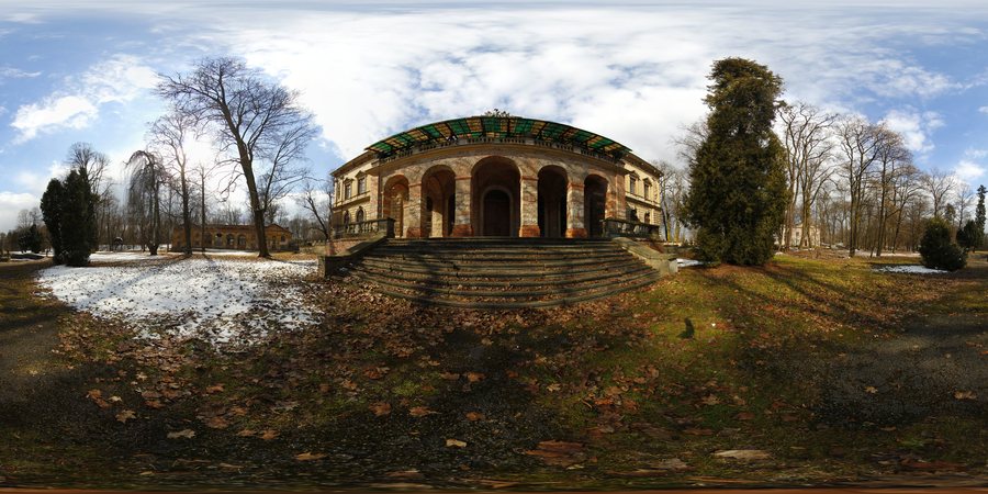 File:Pilica palace panorama.jpg