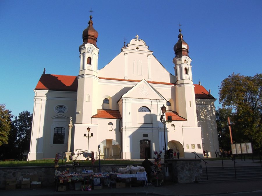 Łask, parish church of the Blessed Virgin Mary and Saint Michael the Archangel
