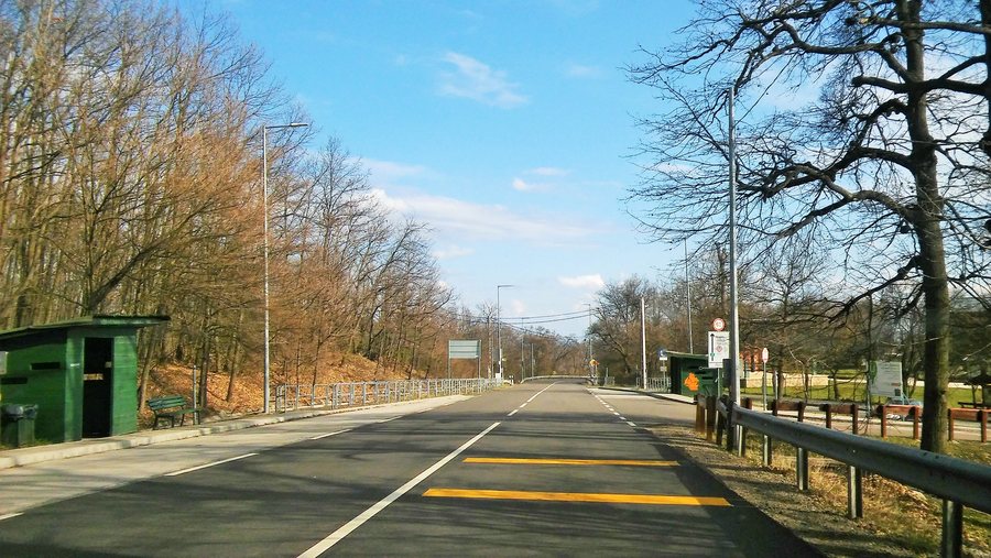 File:Sástó1.jpg