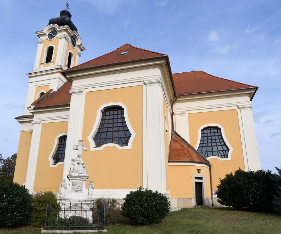 Roman Catholic church in Balatonkeresztúr
