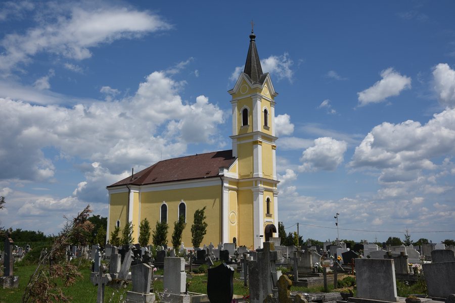 File:Sormási Szent Rókus templom 02.JPG