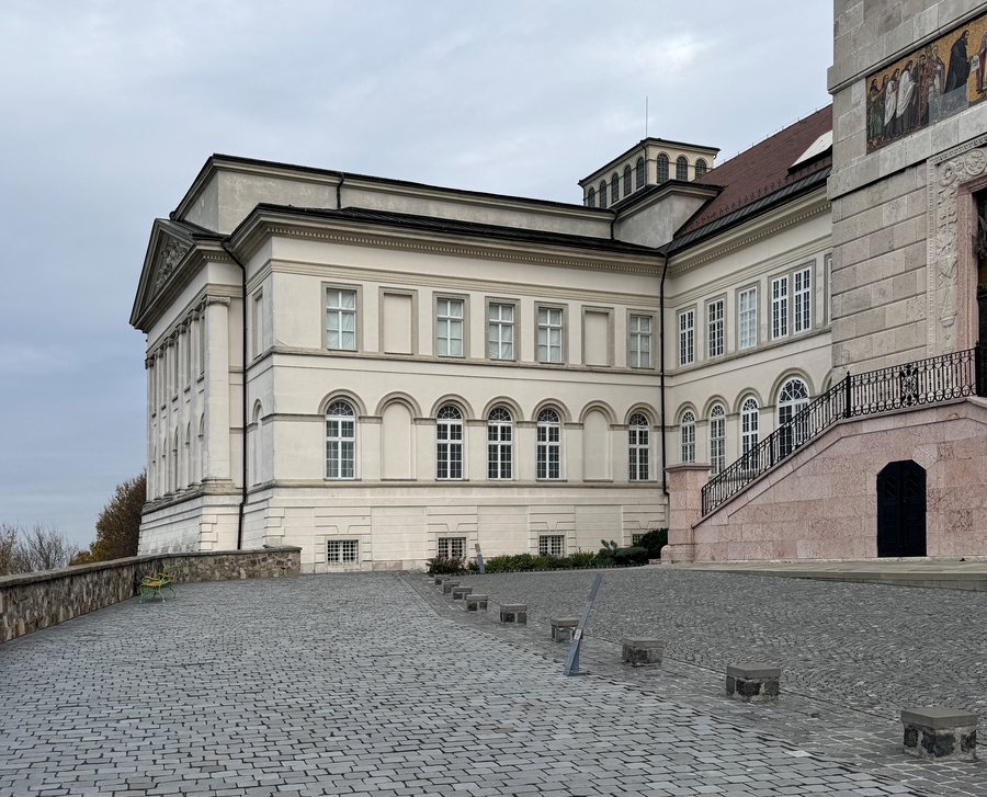 Pannonhalma Archabbey, the library