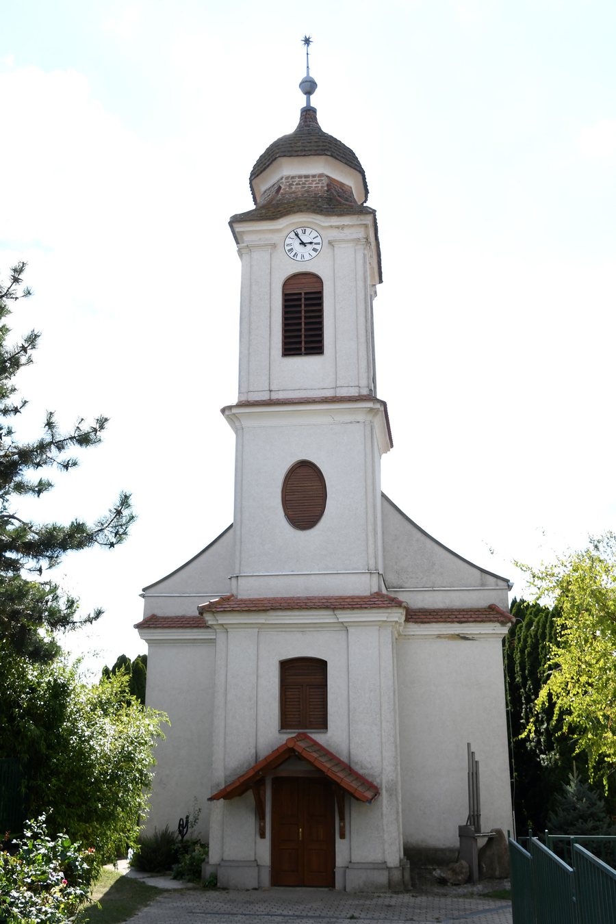 File:Sárkeresztes, református templom 2021 01.jpg