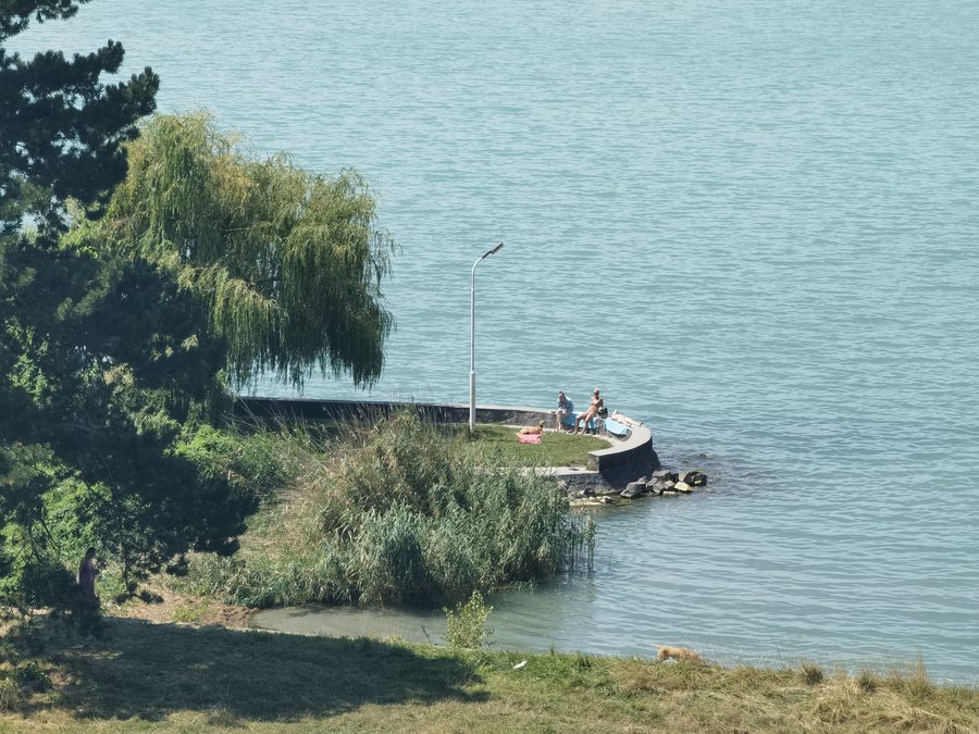 File:Balatonaliga, 65.jpg