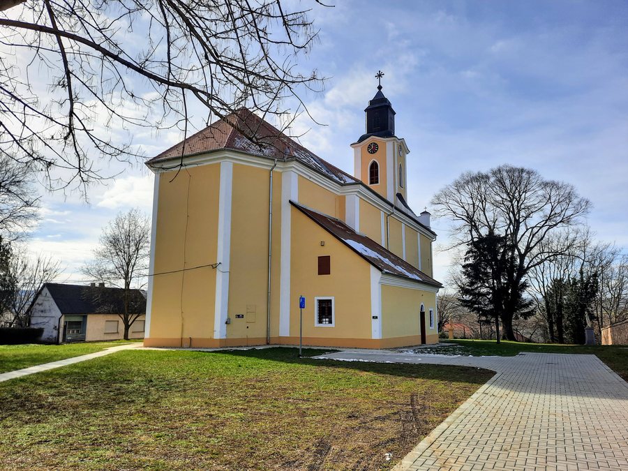 File:Himesháza, Boldogasszony-templom.jpg