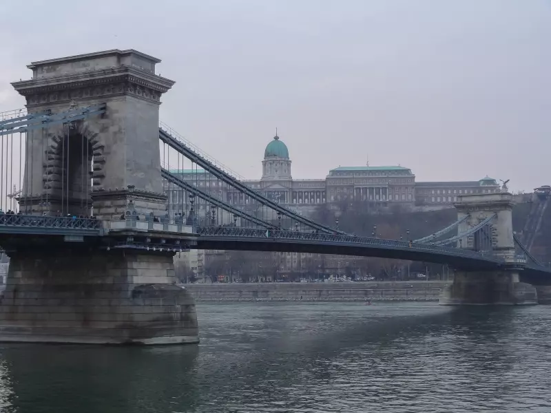 Kettenbrücke über die Donau in Budapest